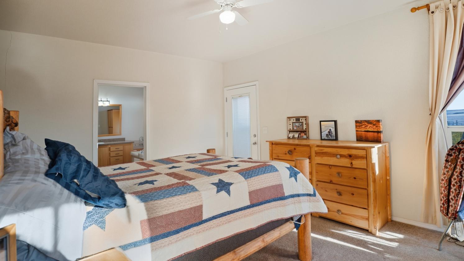 Ranch Property with Panoramic Mountain Views - photo 21