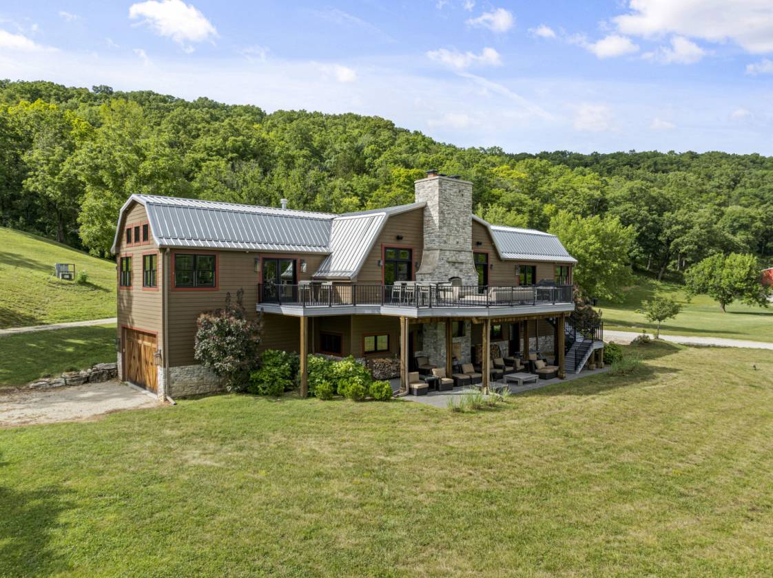 Horse Property for sale.