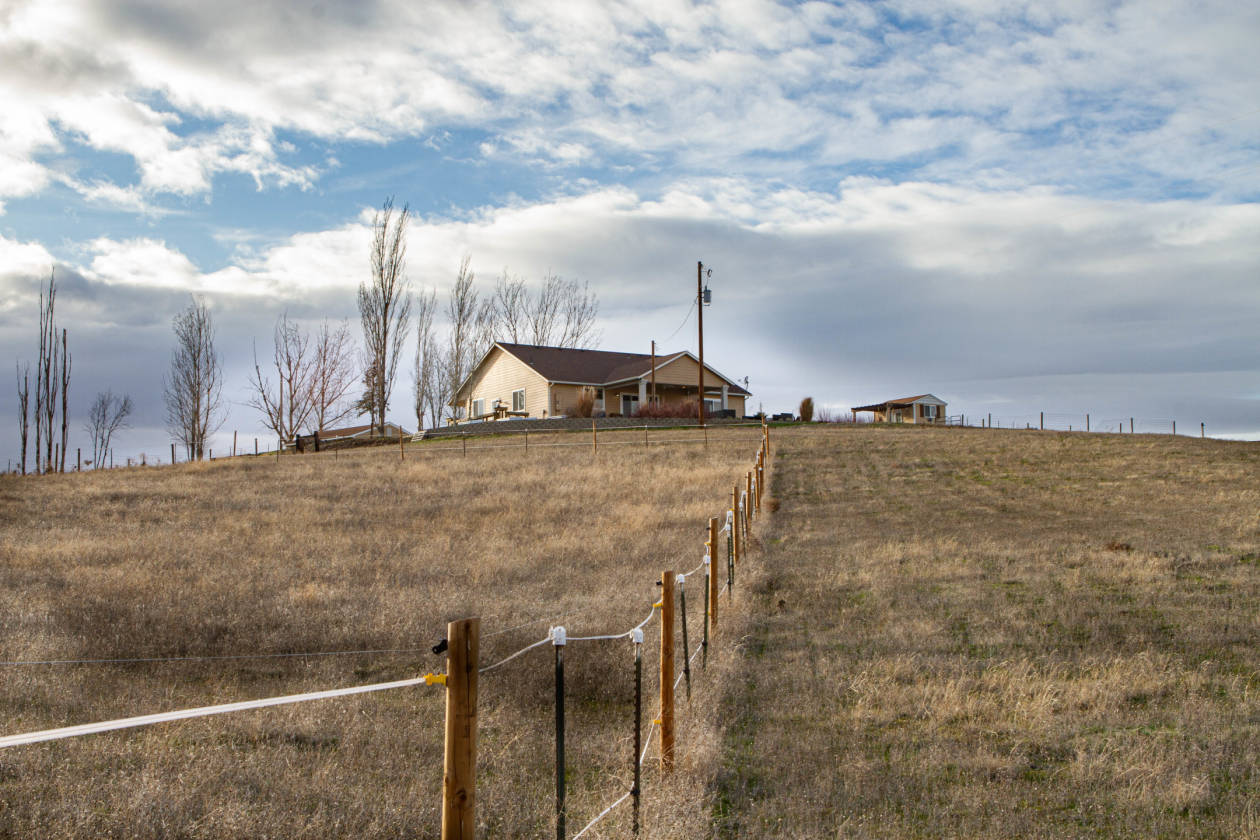 Horse property with views! Touchet, Walla Walla County