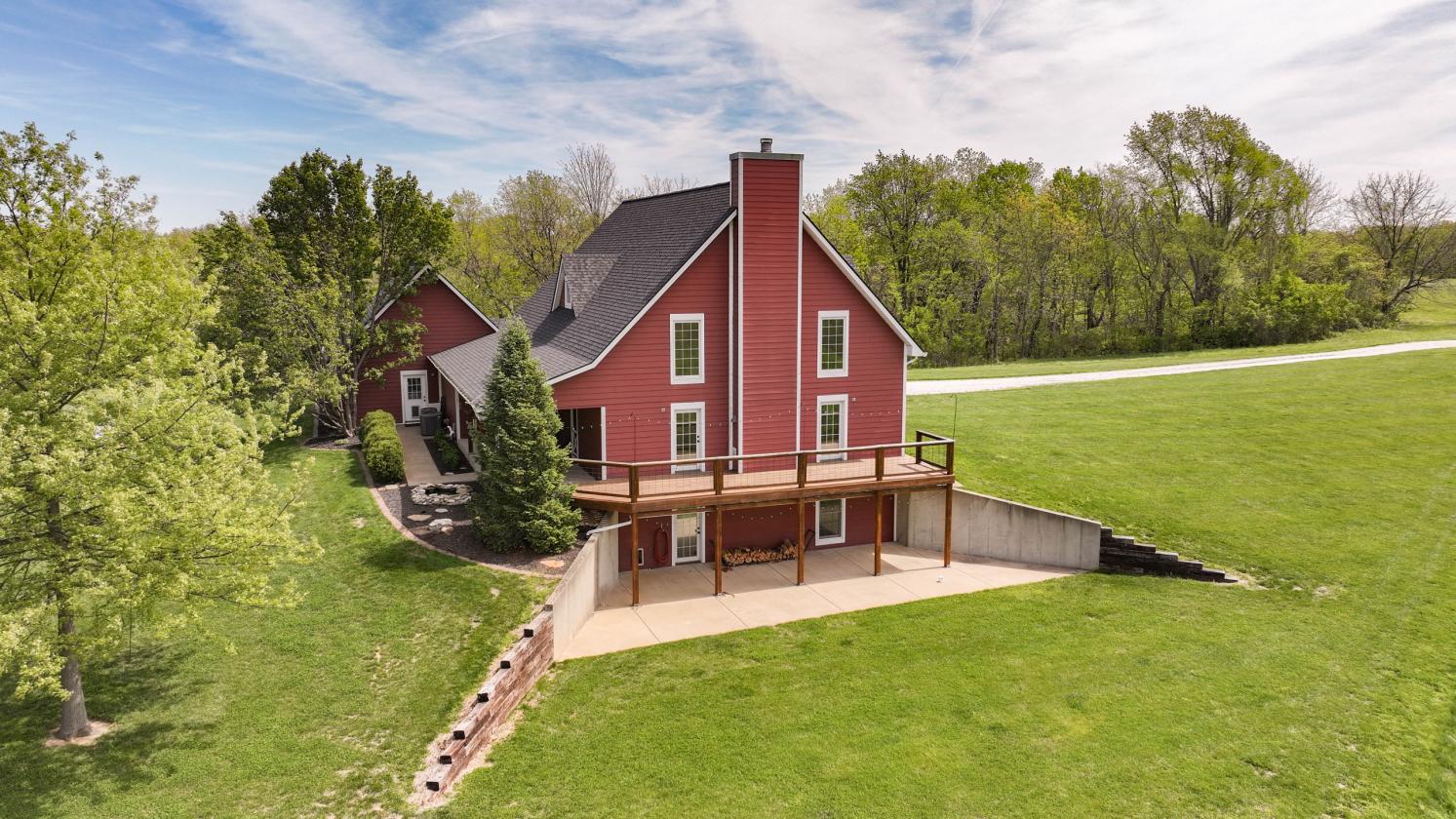 Luxury Estate with great views and privacy - photo 3