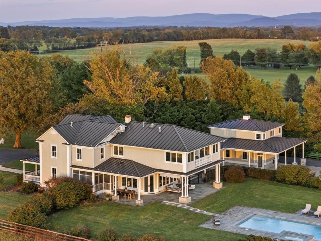 OAKLAND | A Distinctive Estate in VA Hunt Country - photo 2
