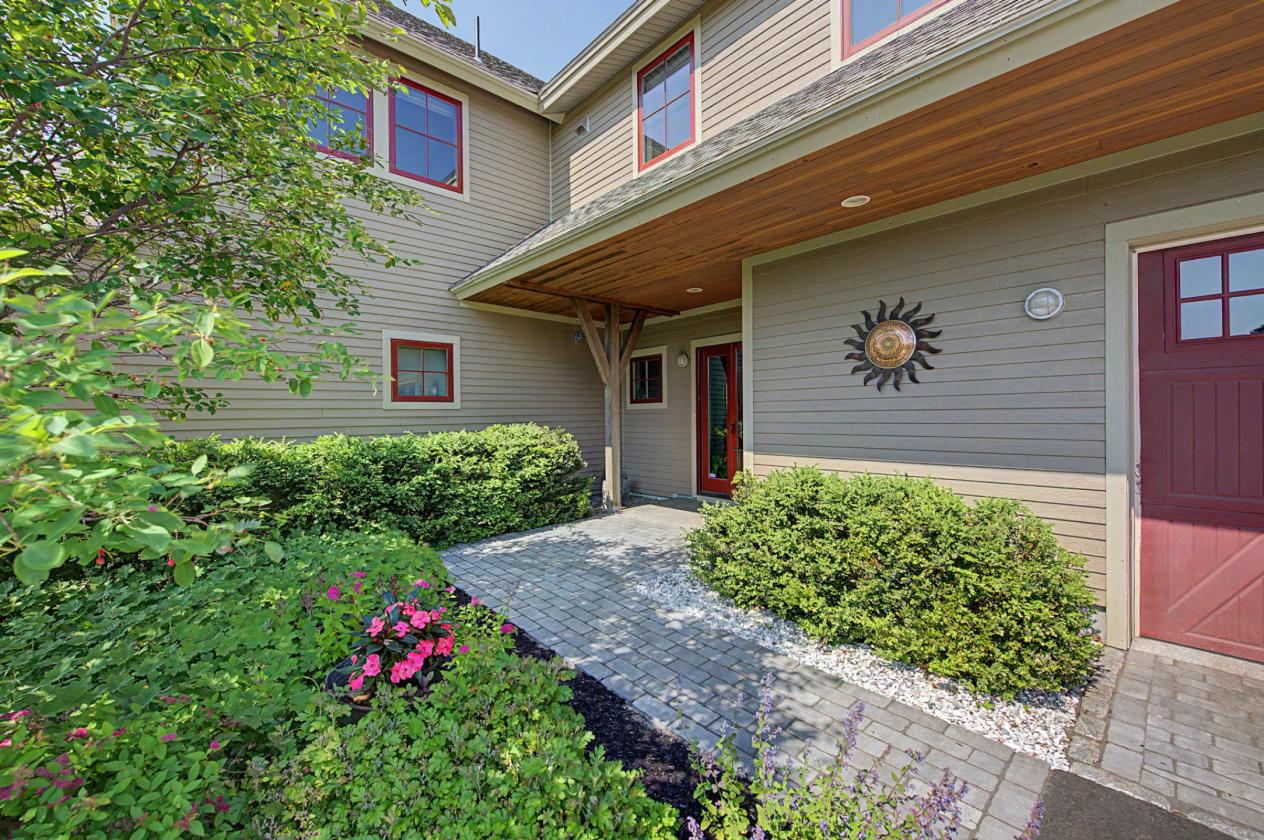 Red Sky Sanctuary Estate with equestrian potential - photo 8