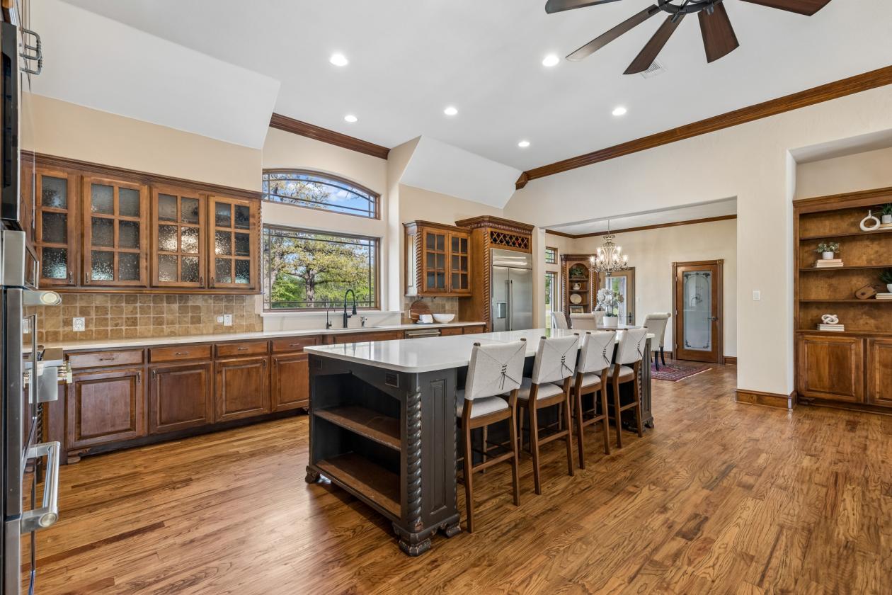 Luxury Living and Equestrian Infrastructure - photo 24