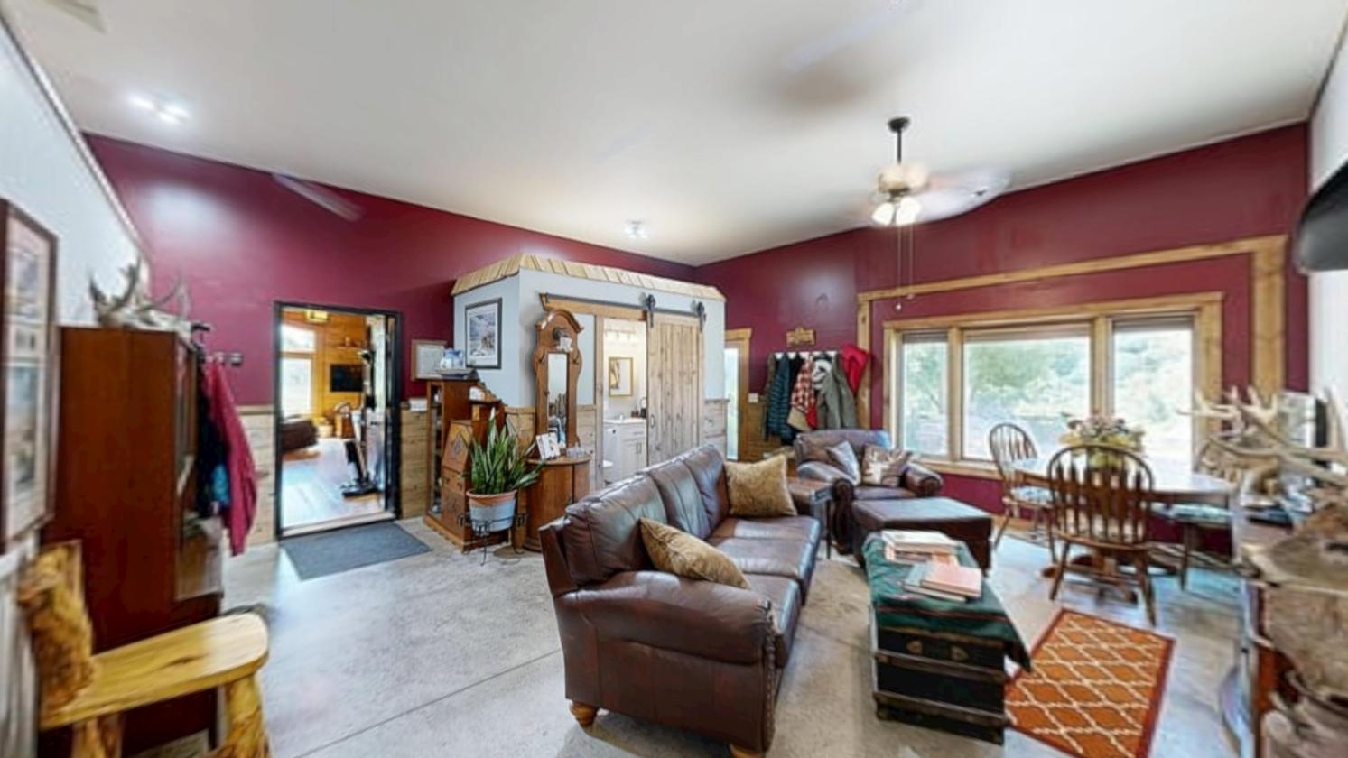 Horse/Hobby Farm on 17 Acres - photo 28