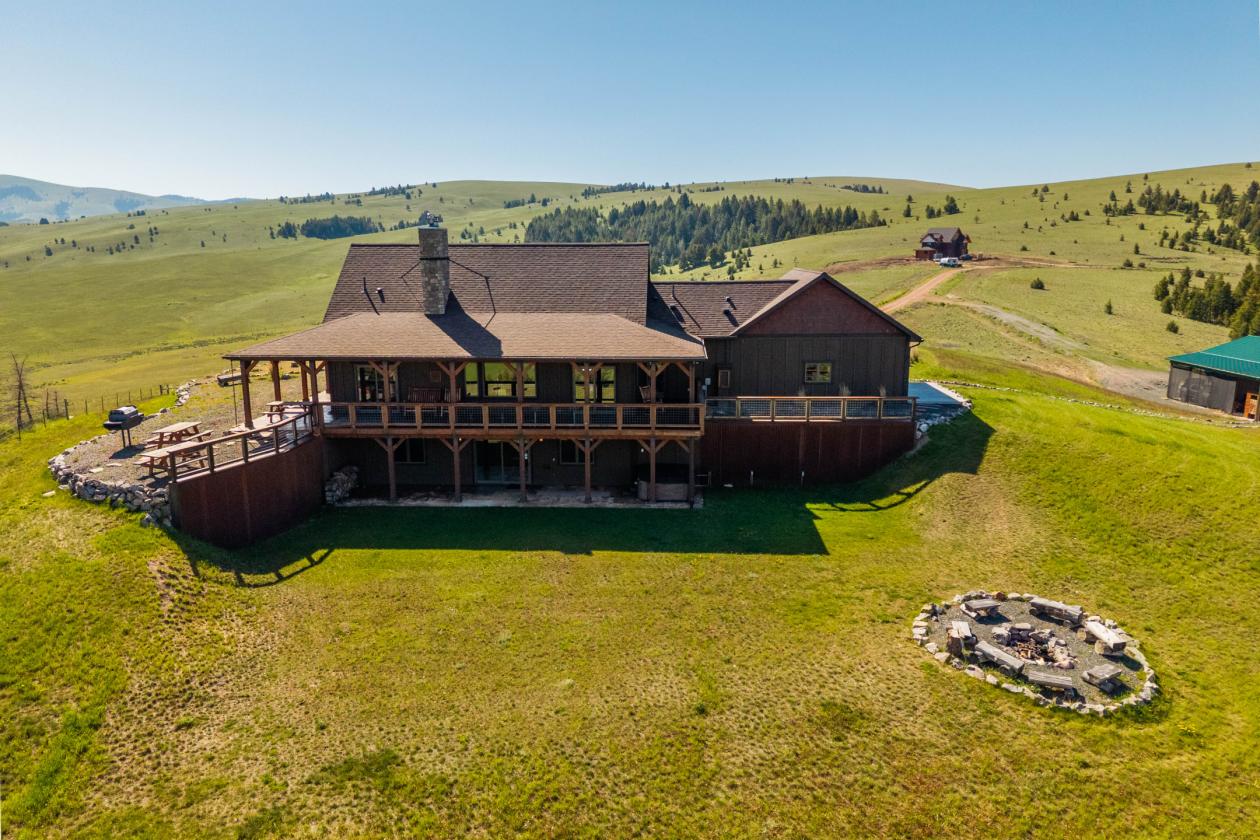 Extraordinary 13.27-Acre Mountain Retreat - photo 17