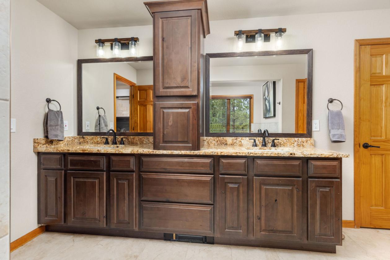 WHERE COLORADO HORSE COUNTRY MEETS LUXURY LIVING - photo 16