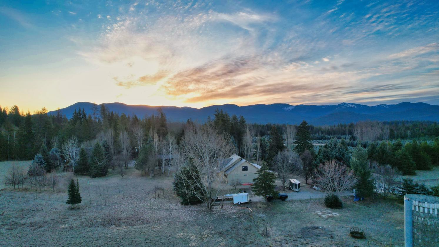 New Luxury equestrian estate with 360 degree views - photo 4