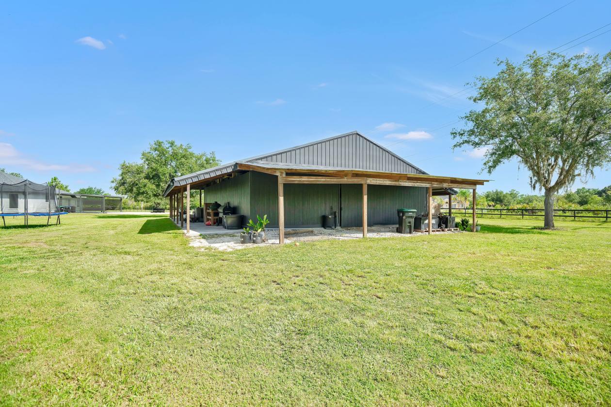 Luxury Modern Farm House Estate - photo 21