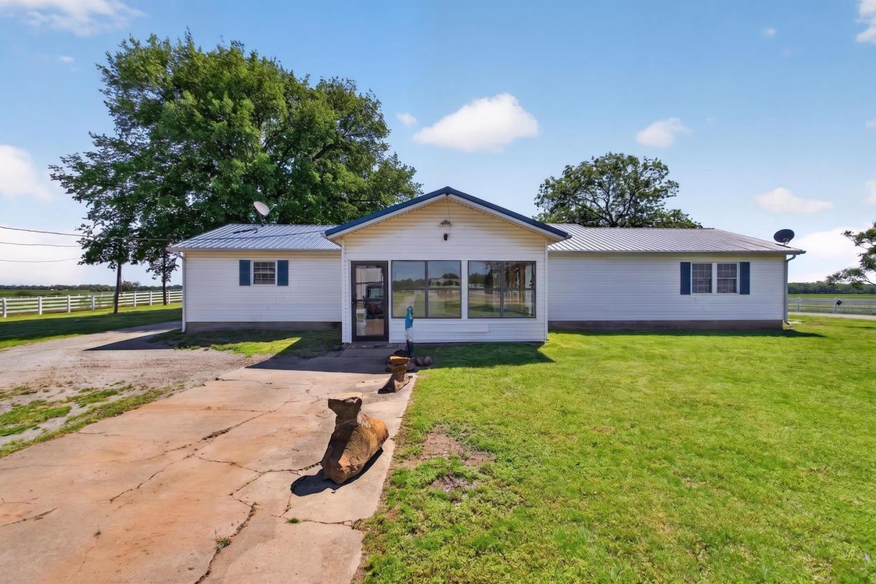 Premier Oklahoma Ranch - photo 13
