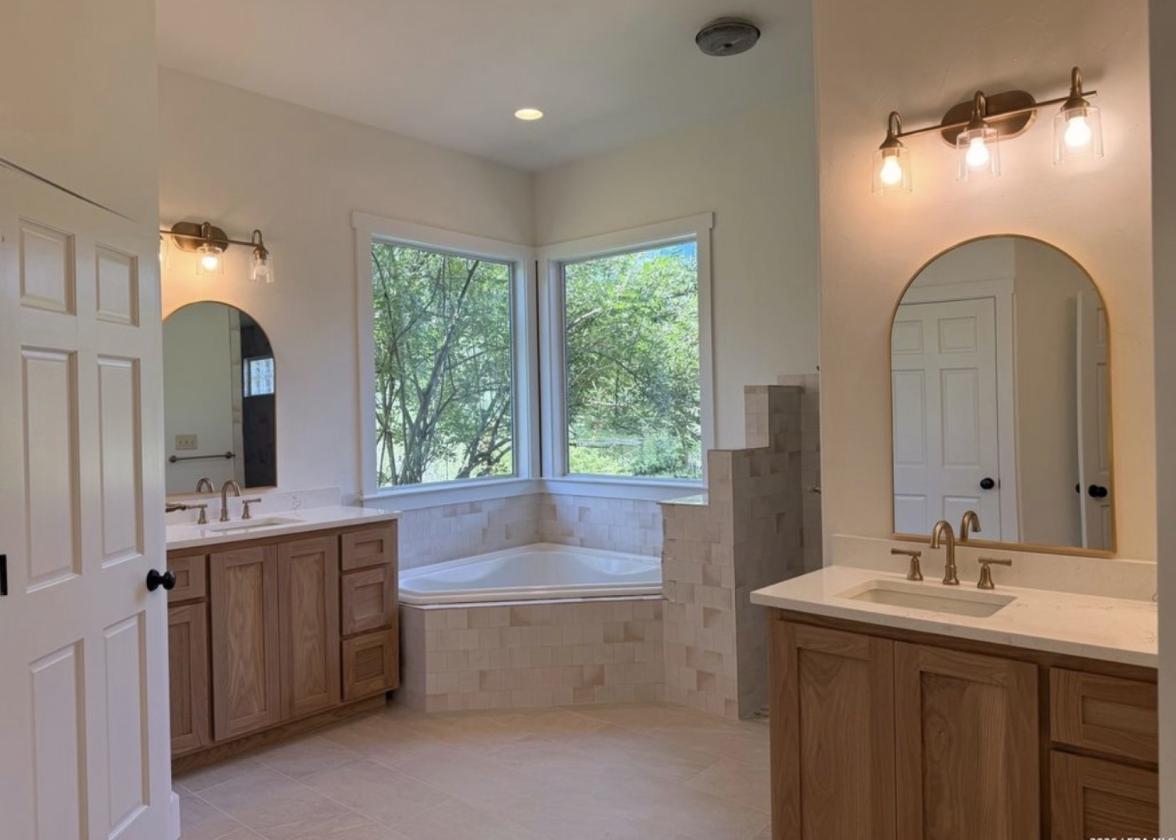 Texas Hill Country Estate | Barn & Riding Trails - photo 13