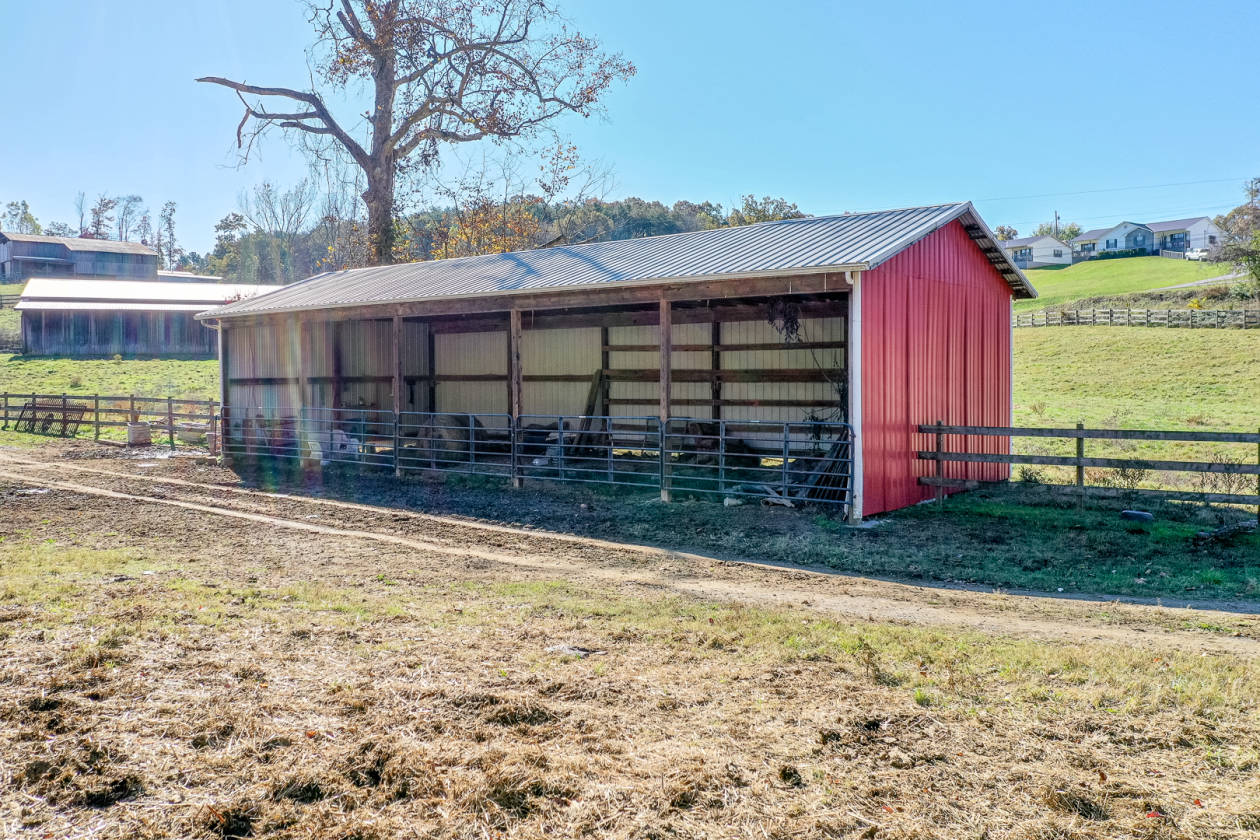 Beautiful farm positioned perfectly between Douglas Lake and Smoky Mountains Morristown