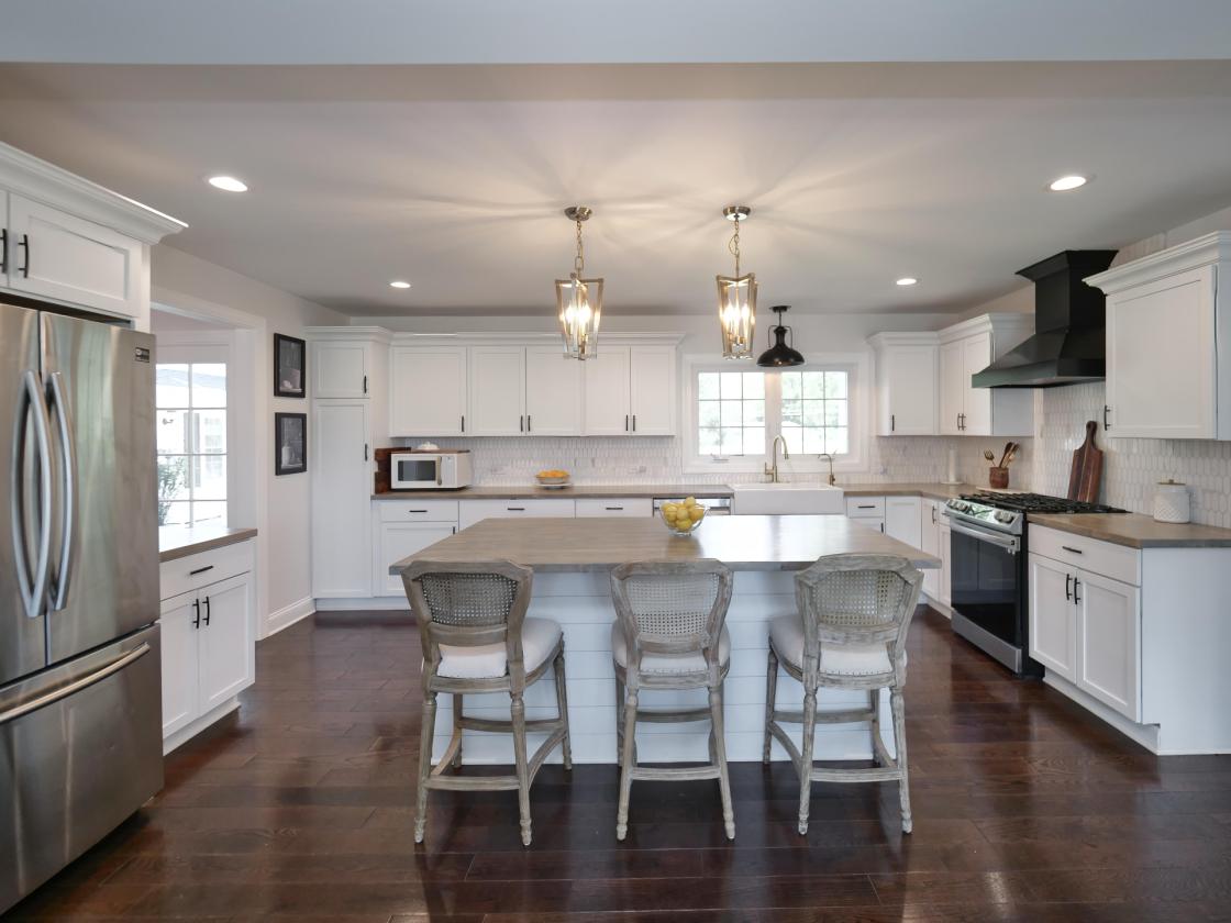 EQUESTRIAN ESTATE/HISTORIC HOME/OWNER FINANCING - photo 10