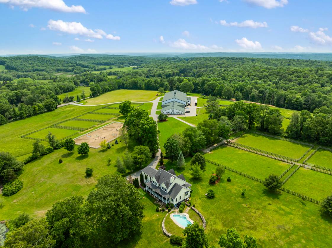 Horse Property for sale.