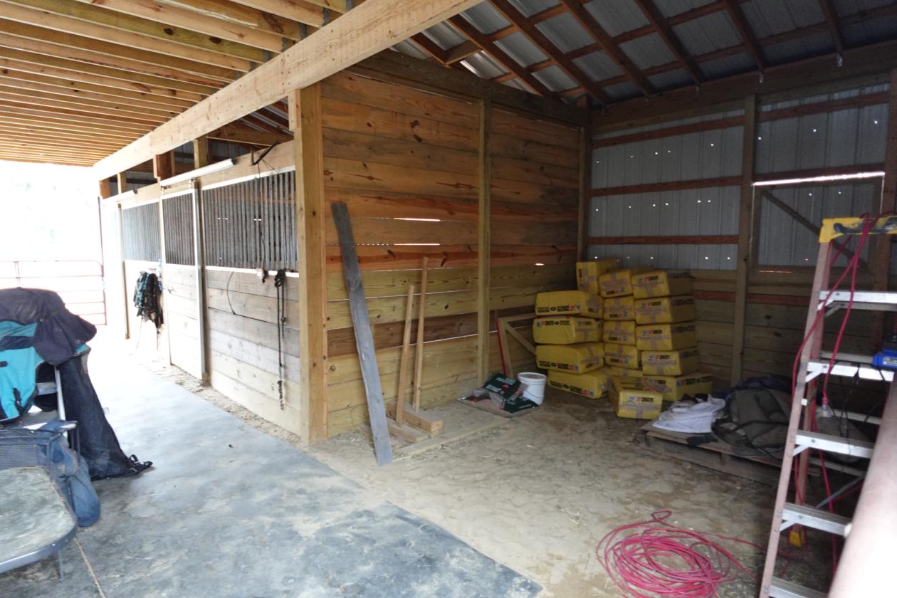 1845 Farmhouse & Exceptional Equestrian Amenities - photo 3