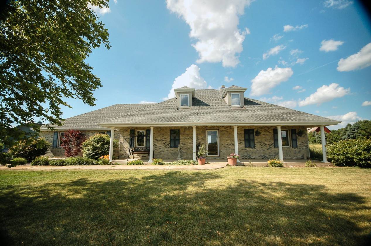 20 ac Horse Farm in Beecher, IL Beecher, Will County, Illinois