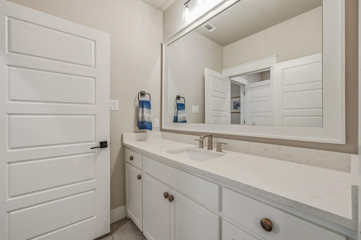 Gorgeous, Rock Home Situated on 15.4 Coastal Acres - photo 15