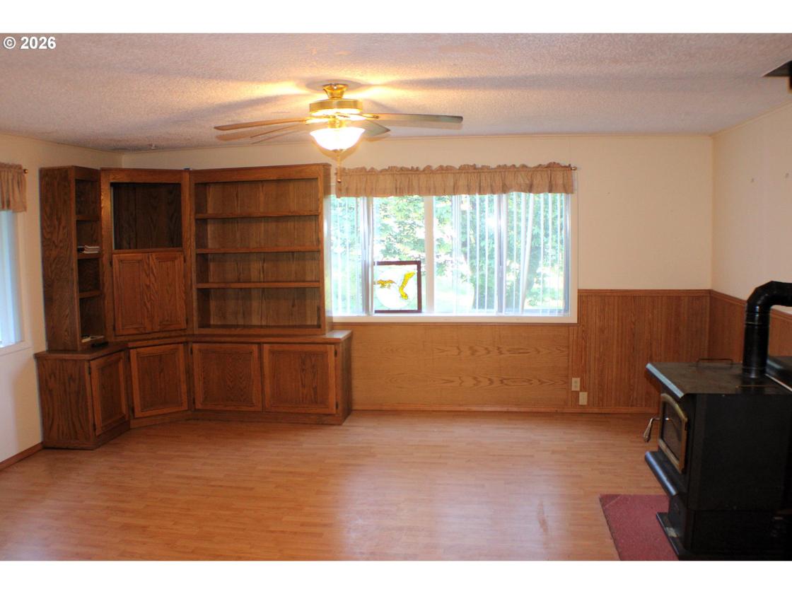 Creek-Front Horse Property with 2 Homes! - photo 16