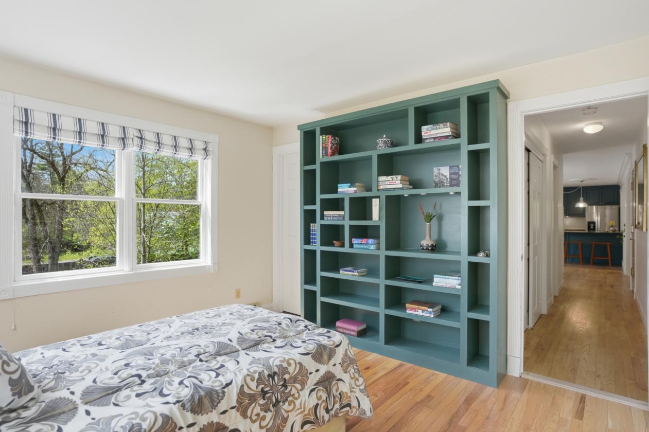 Farmhouse chic meets Soho inspired edge - photo 14