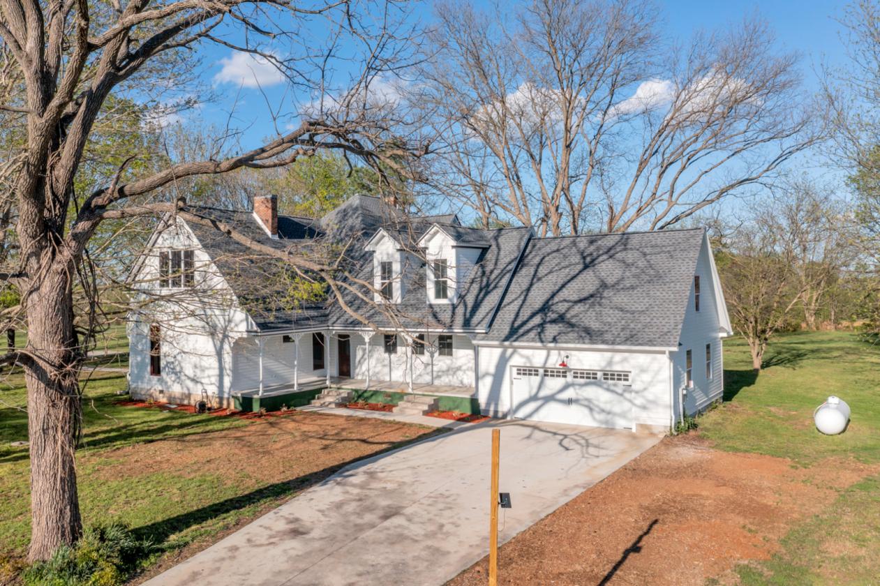 Circa 1878 • Restored Estate • Equestrian Potential - photo 22