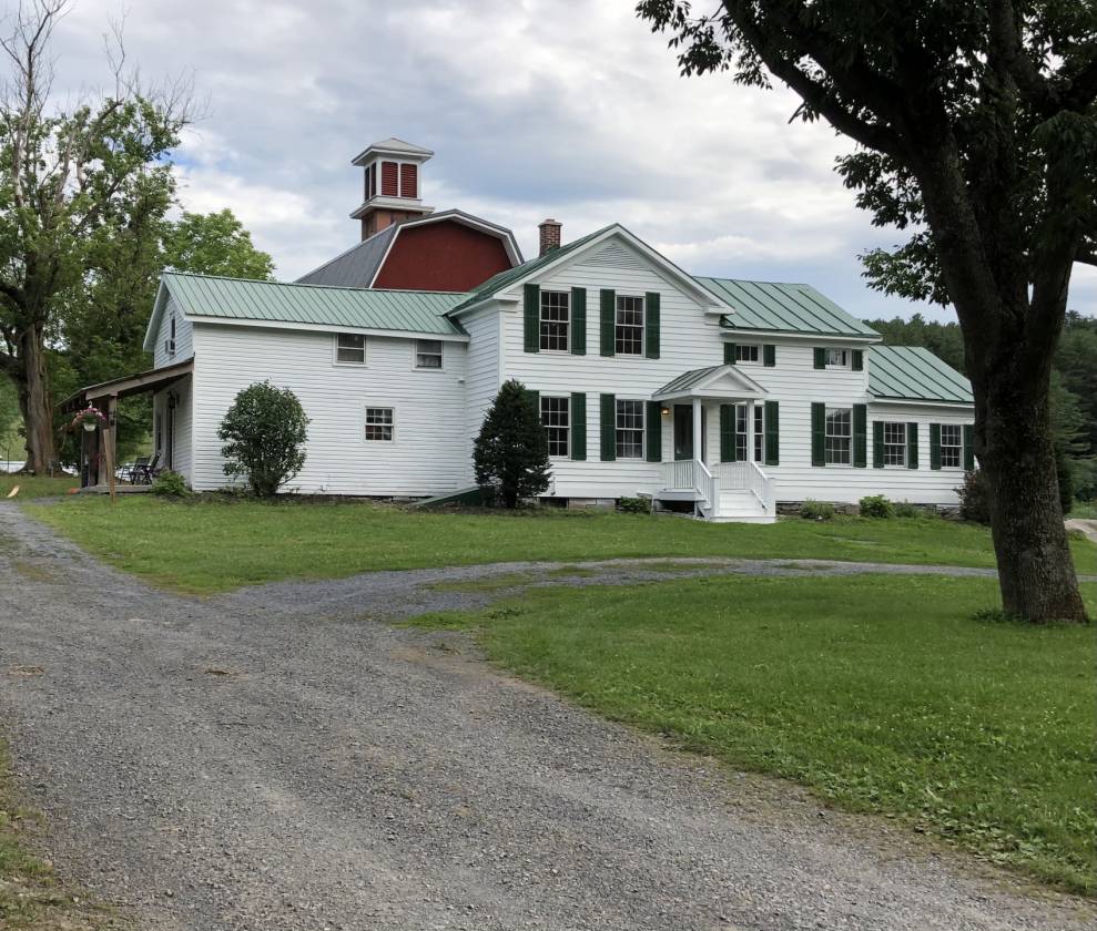 amazing farm house restored to its original beauty & 6... Schoharie