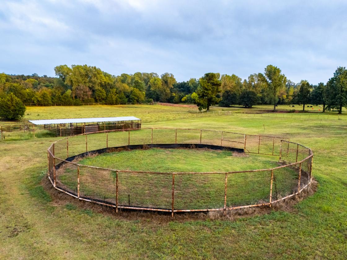The S Dobbs Ranch - photo 10