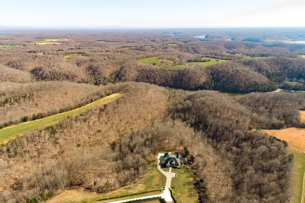 Normandy Lake Area Custom Home with 25Acres, Private and Serene