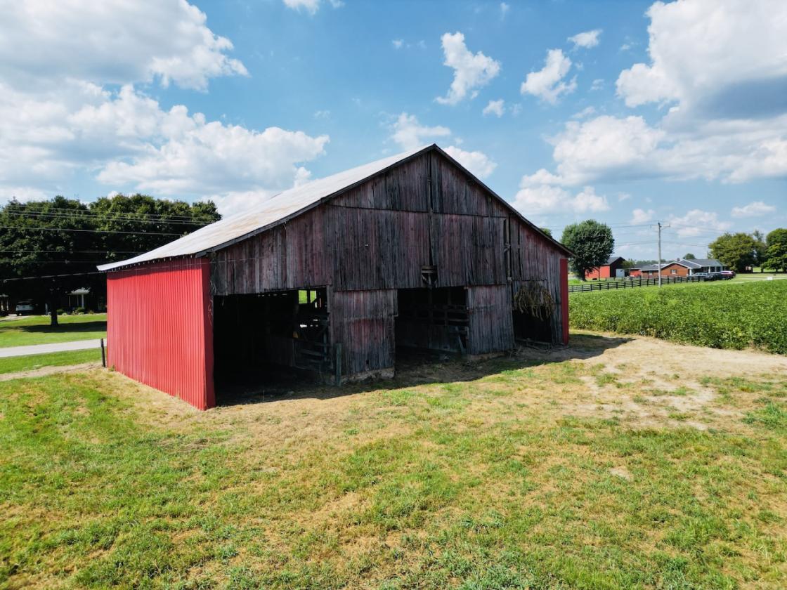 Country Farmstead Near Lake Cumberland! - photo 10