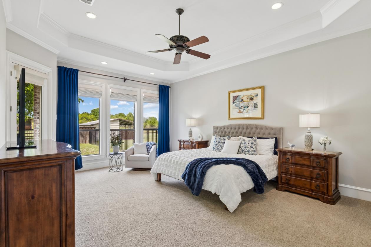Luxury Acreage Living Without Compromise - photo 12