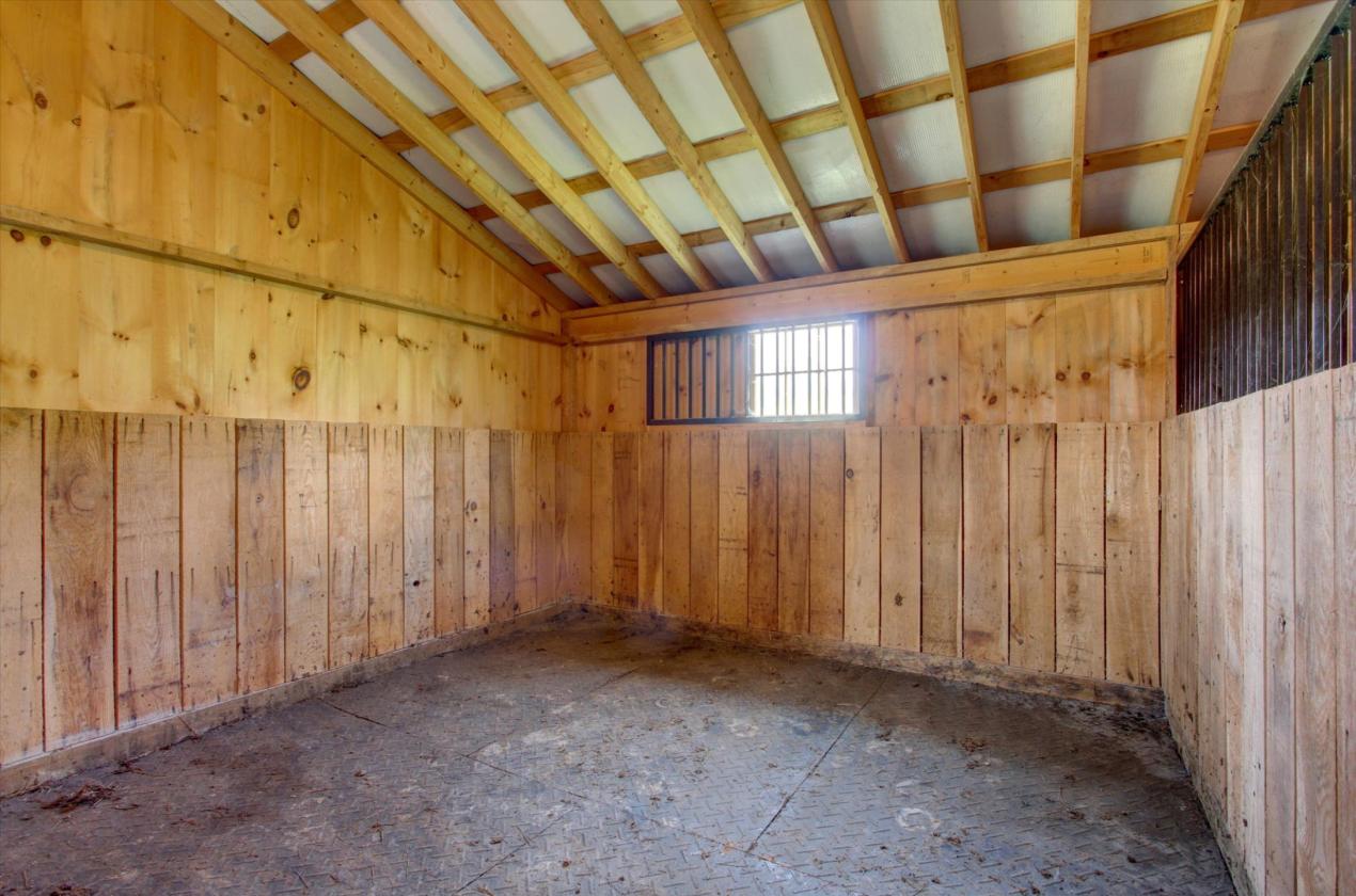 Central Maryland Small Horse Farm - photo 24
