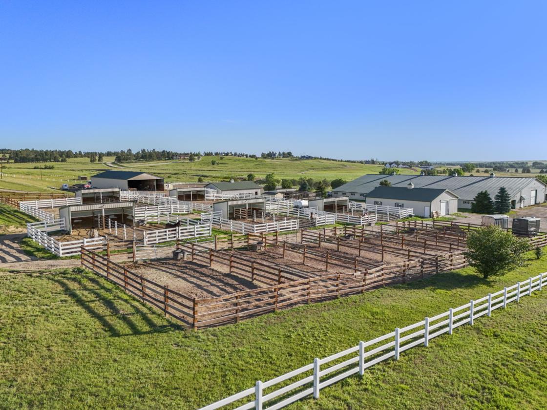 Exceptional Equestrian Estate in the heart of CO - photo 13
