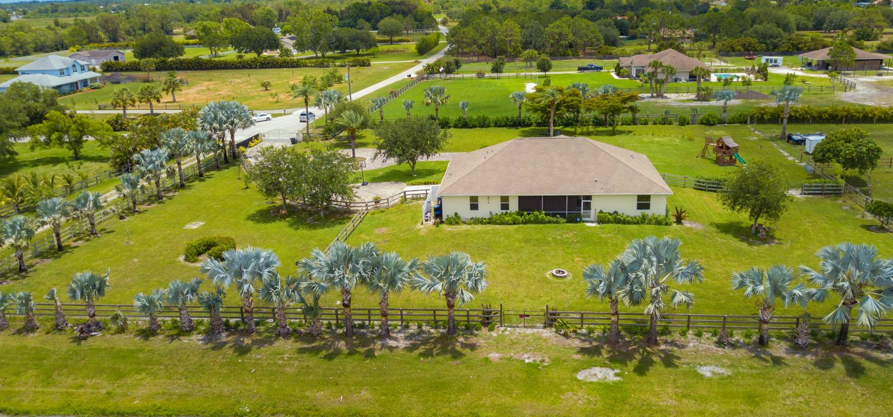 Deer Run 5 acres 4Bed/3 Bath property with Equestrian Expansion... Loxahatchee, Palm Beach