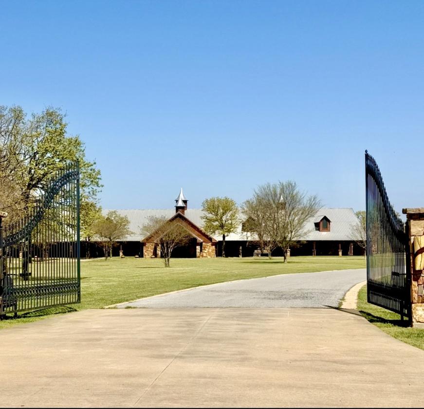WORLD CLASS EQUESTRIAN ESTATE - photo 1