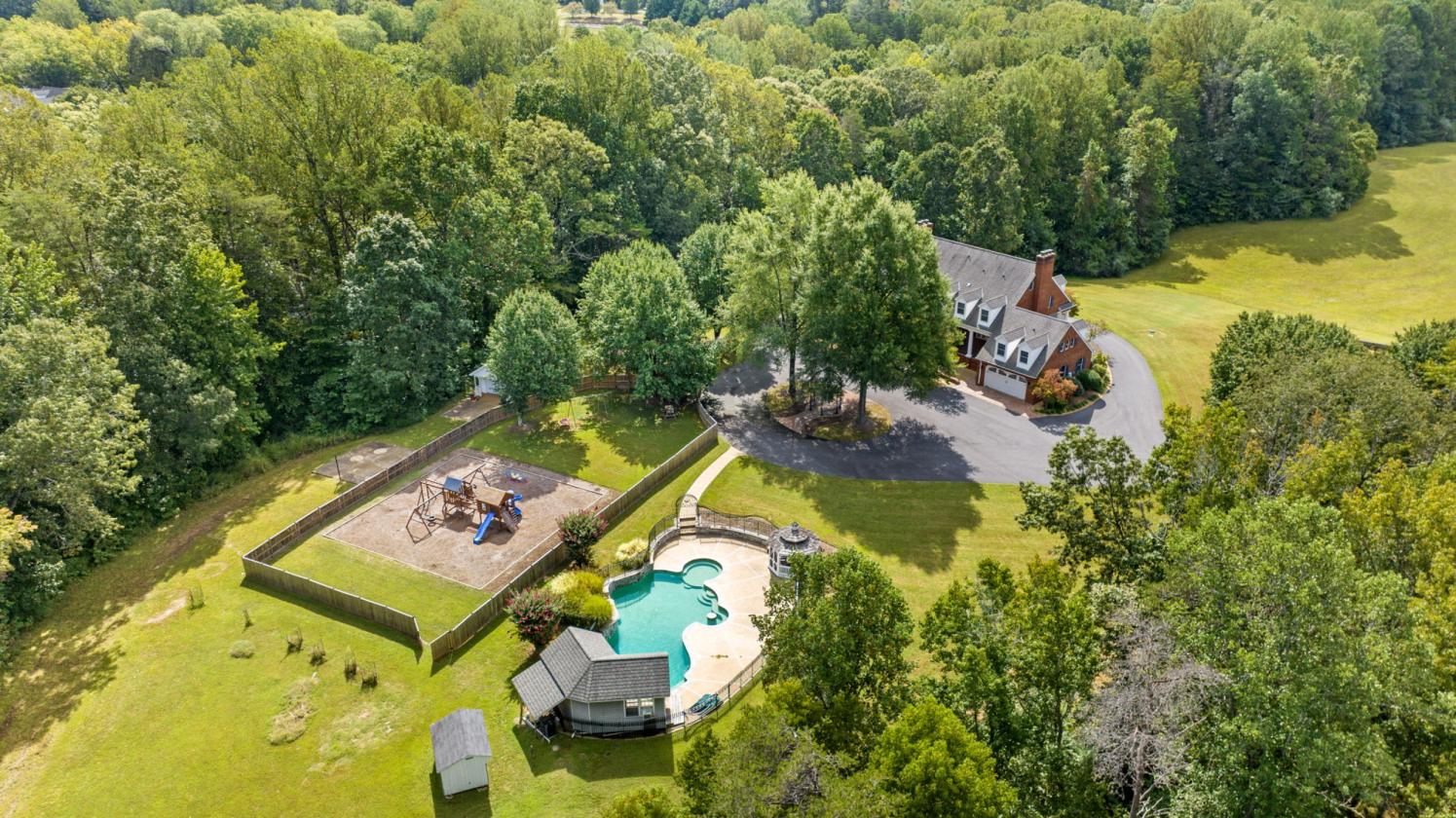 23.6-Acre Equestrian Estate - photo 1