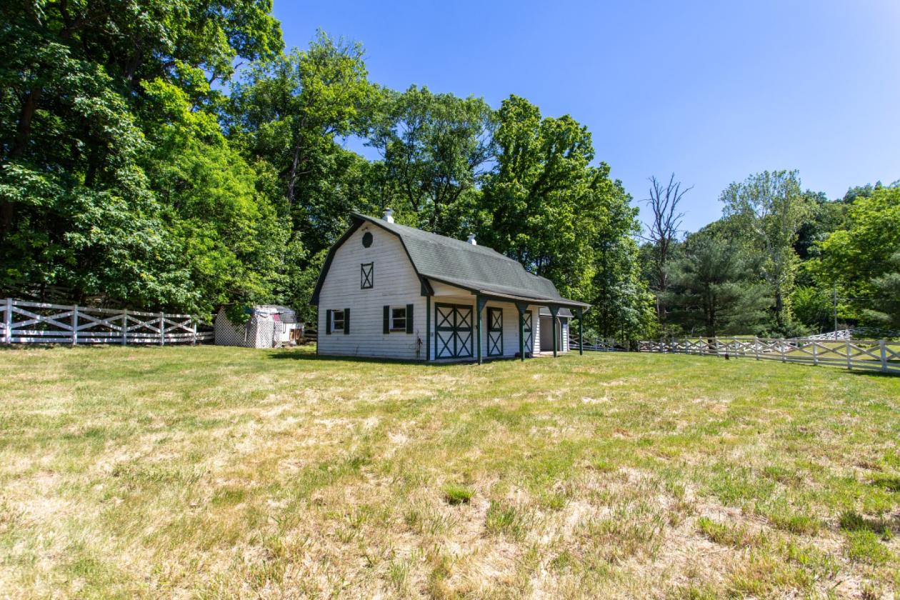 6-Acre Horse Farmette with Pond - photo 7