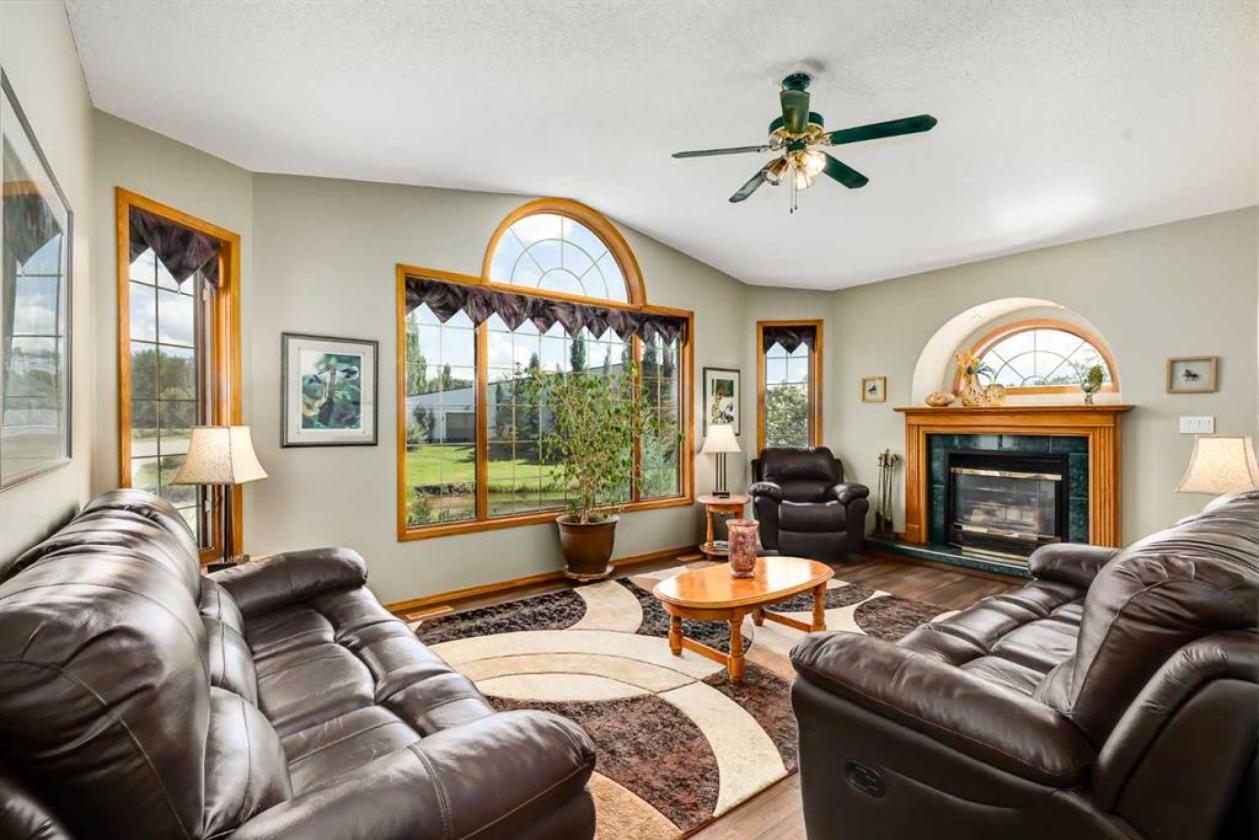 **Exceptional Turnkey Equine Agri-Business*** - photo 14