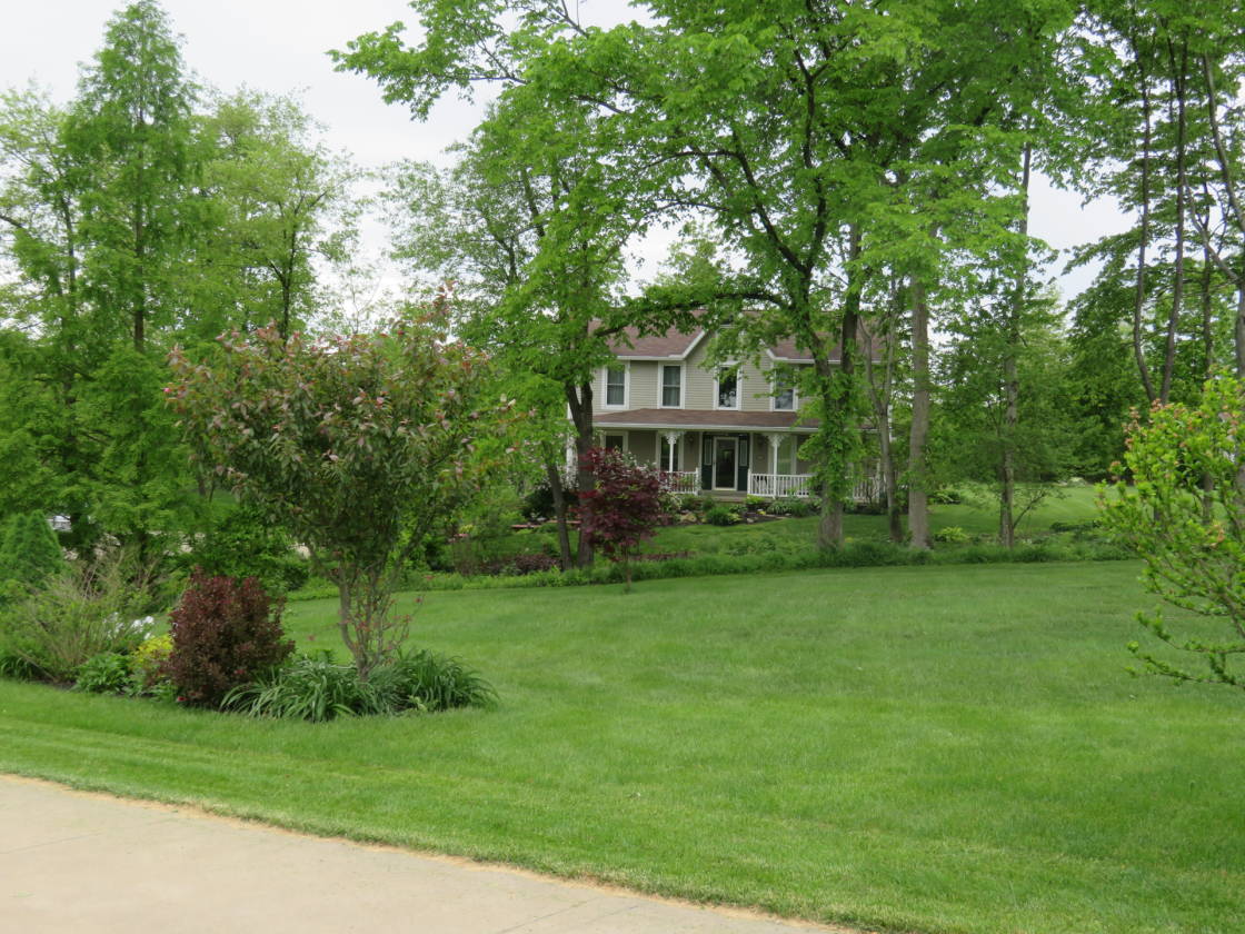 Beautiful Country Home on 12+ Acres near Atwood Lake! Horse