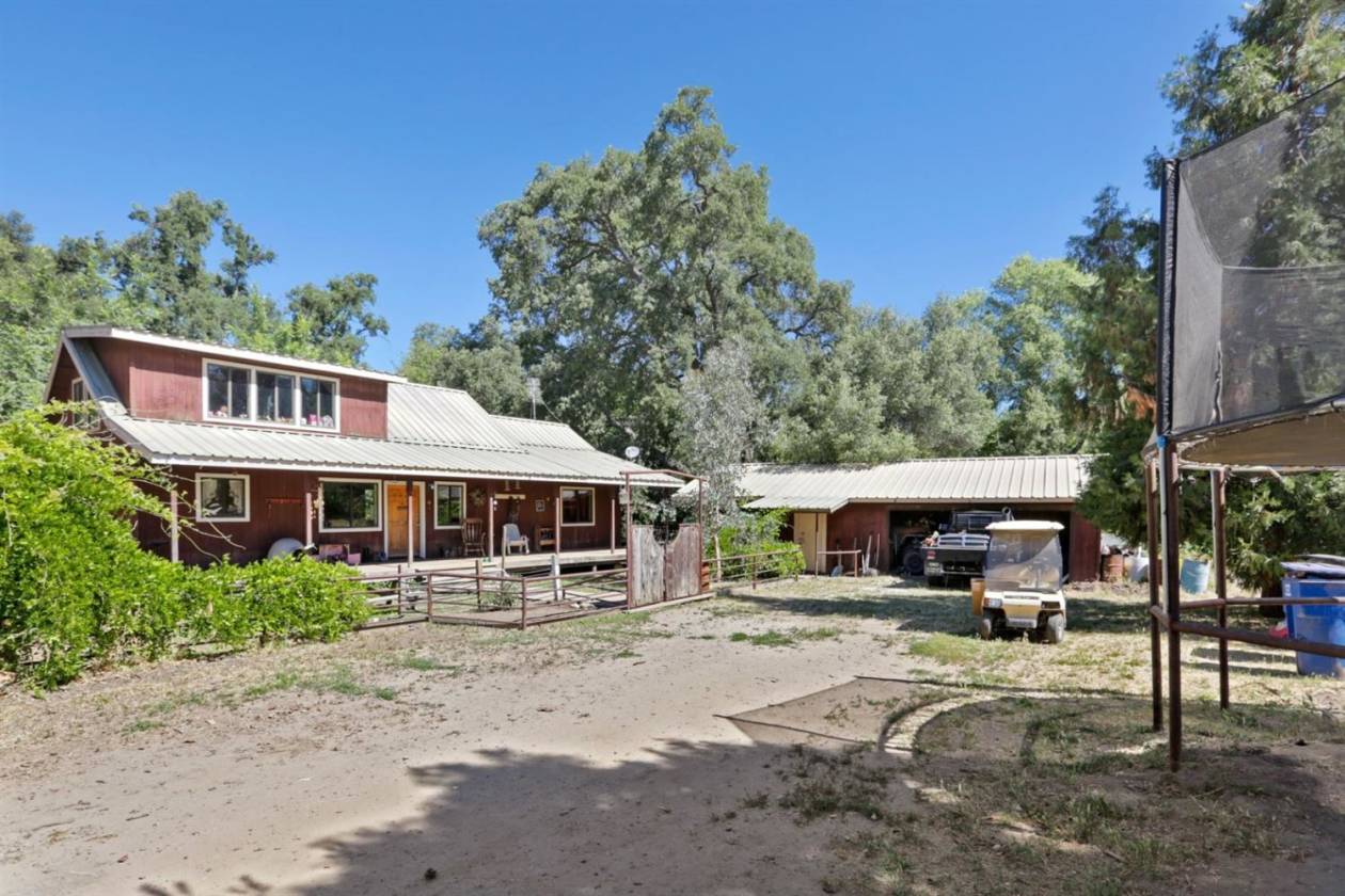 Miramonte Horse Property Miramonte, Fresno County, California