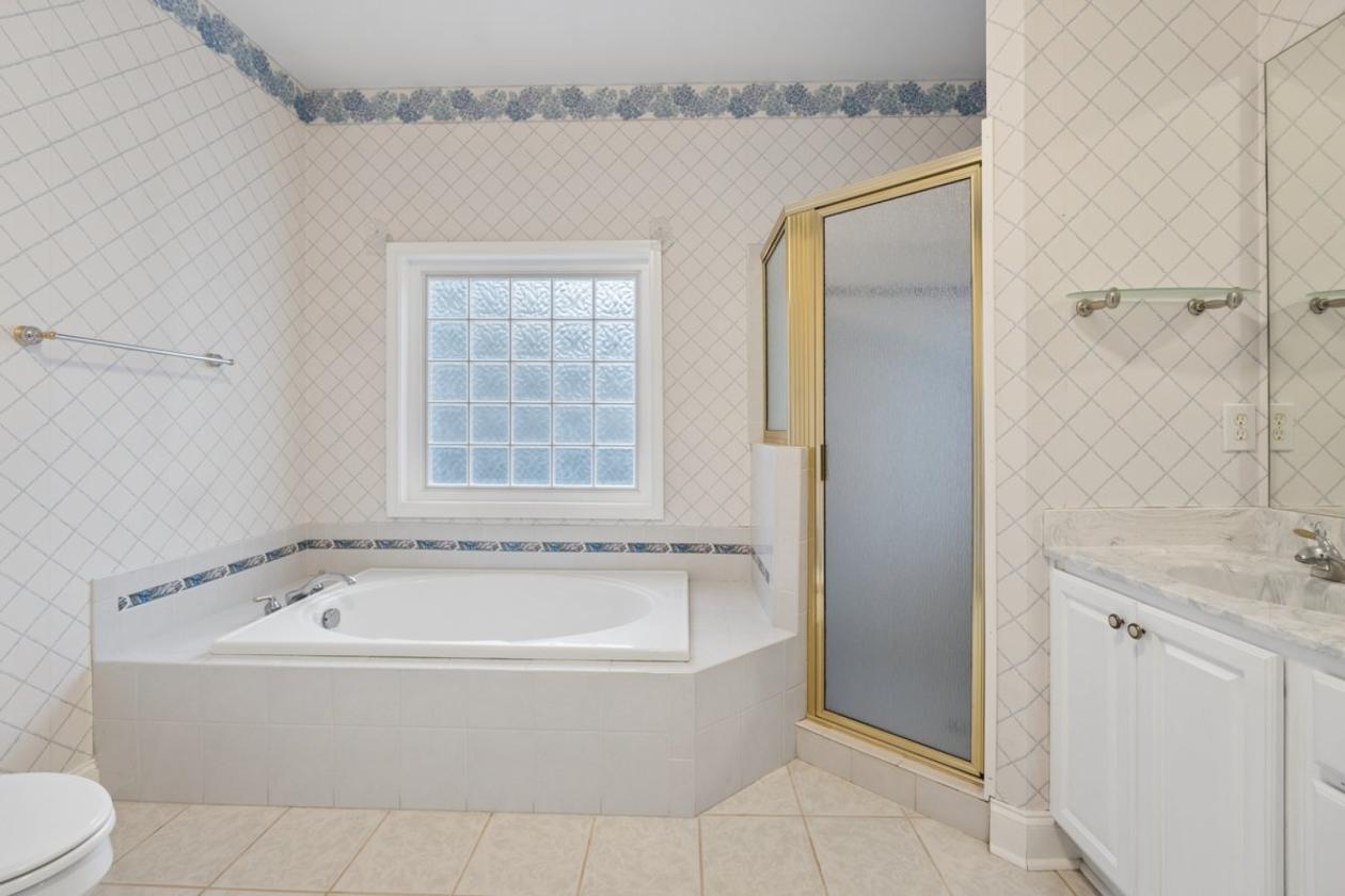 Fieldcrest Farms Estate - photo 13