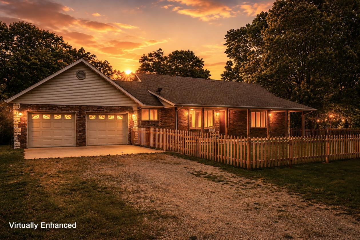 285 ac Ranch with Basement Homes and Live Water - photo 12