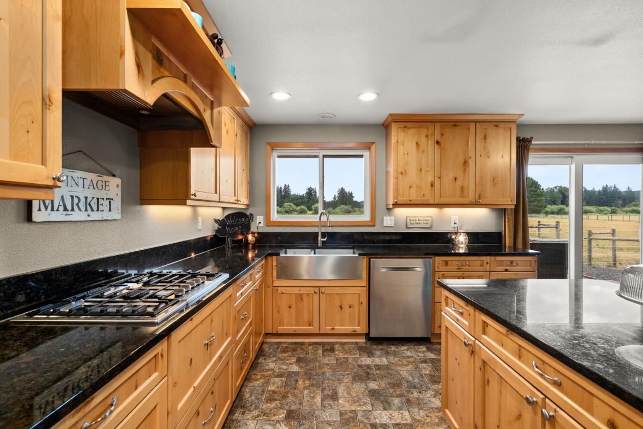 Keystone Ranch in the Evergreen Valley - photo 13