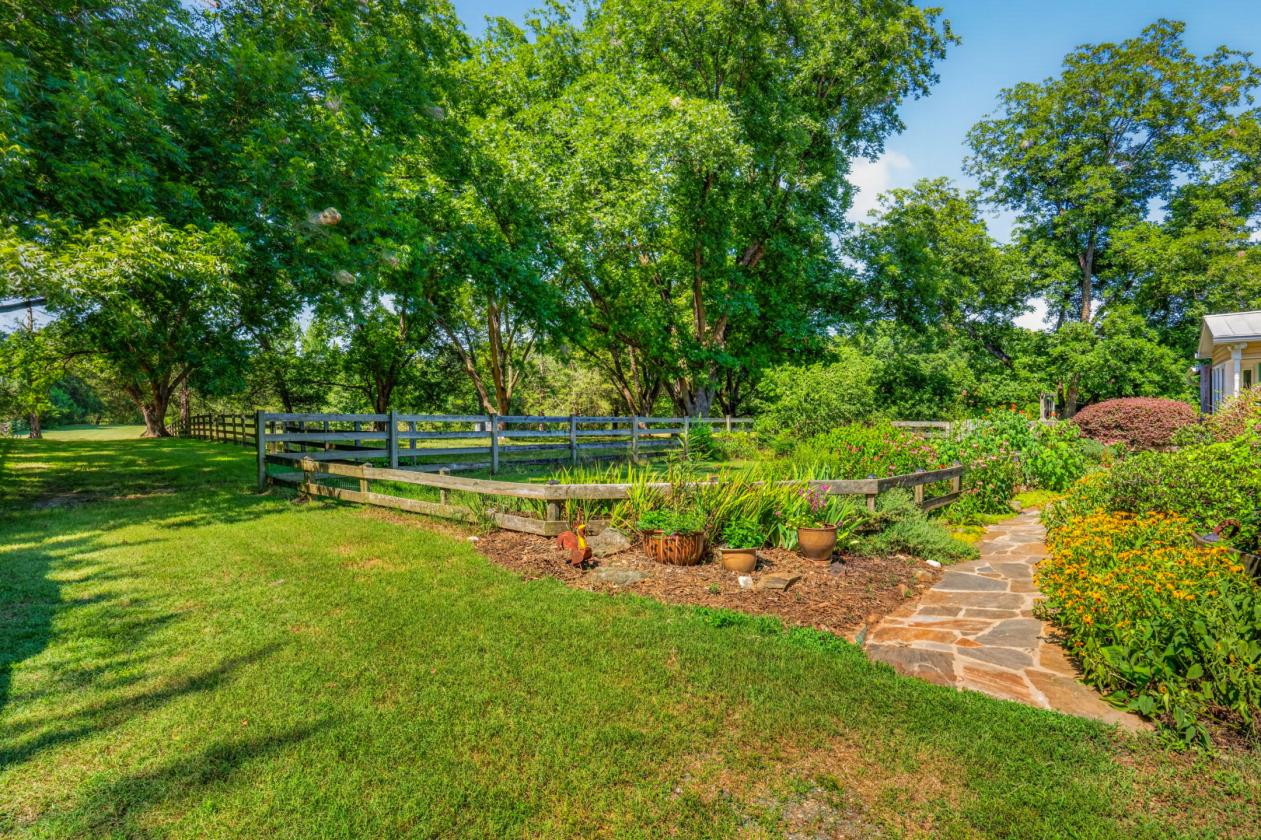 62+ Ac. Horse Property for Sale with Amazing Views - photo 16