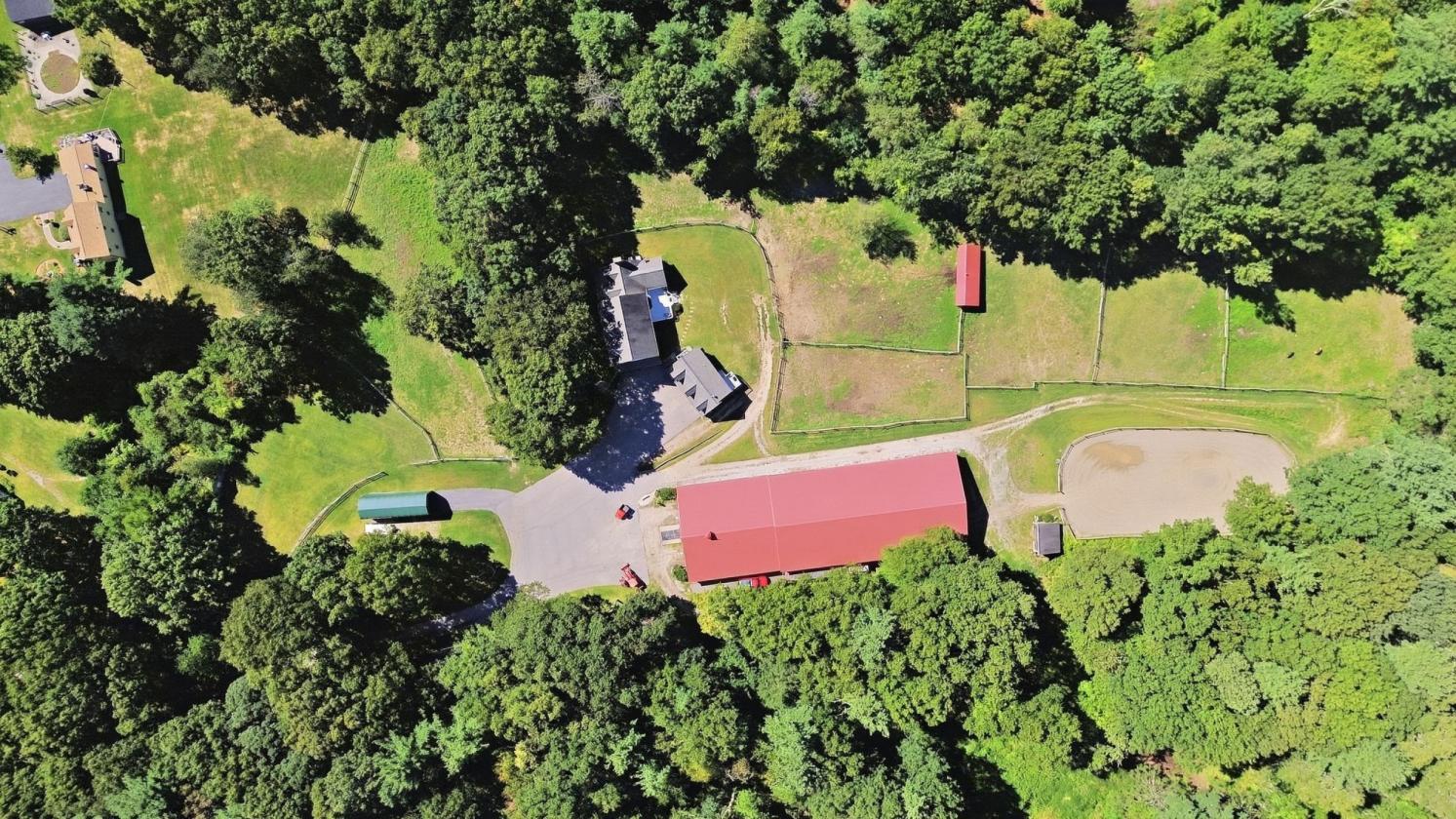 Equestrian Estate with indoor and outdoor arenas - photo 10