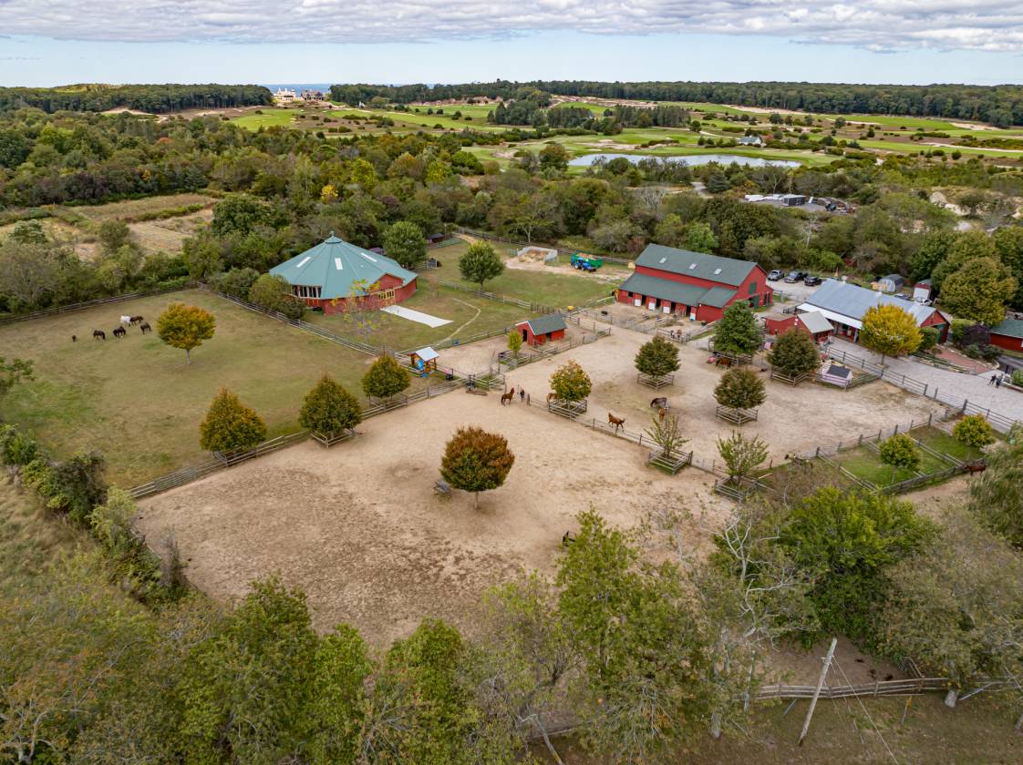 Horse Property for sale.