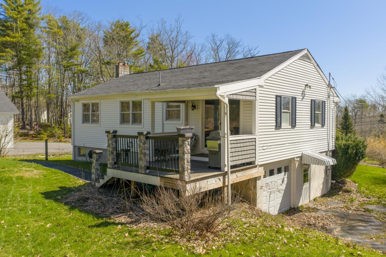 Split level ranch on 10 wooded acres in West Bath - photo 13
