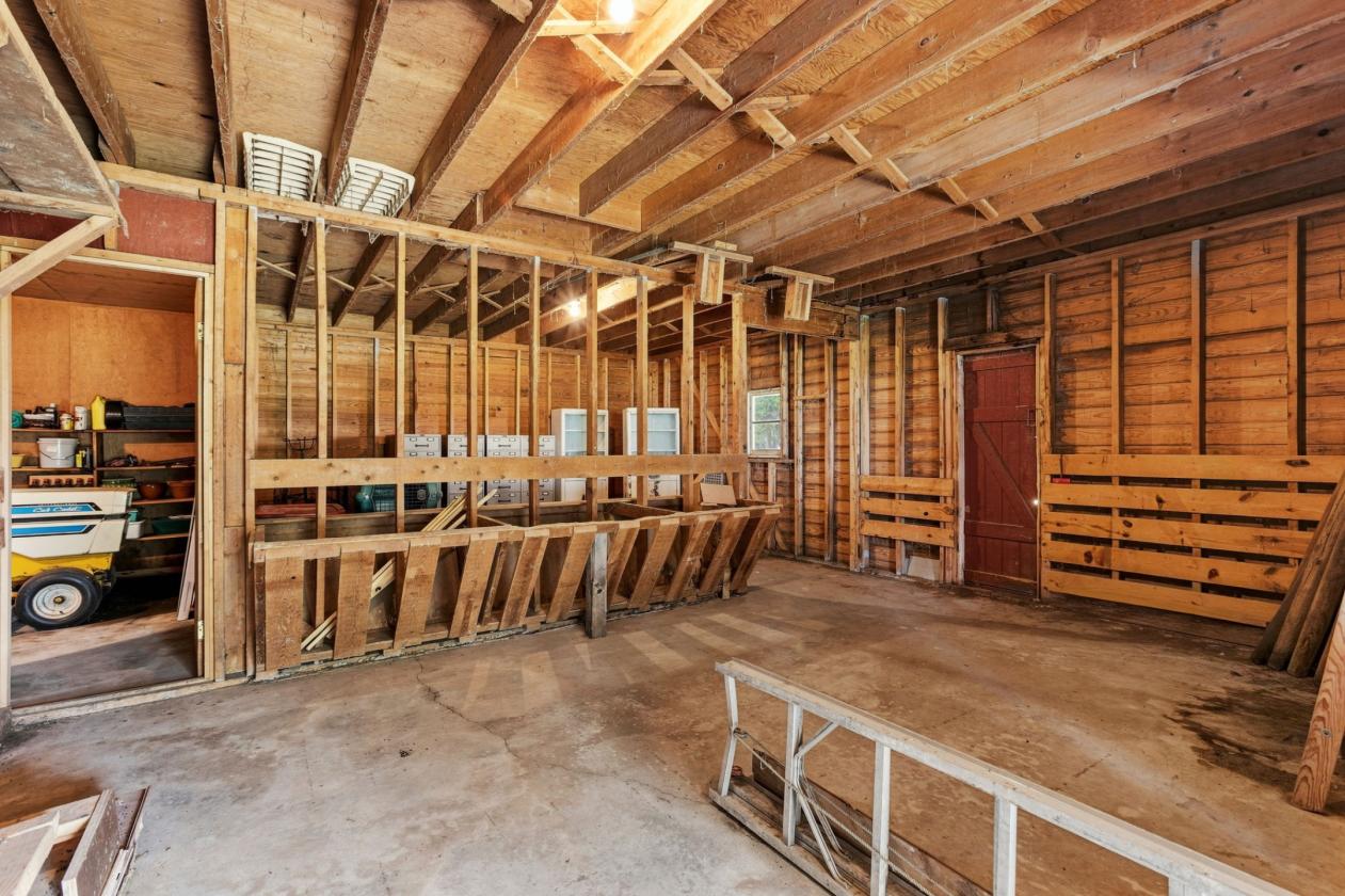 25-Acre Horse Property/House-- Magnificent Views! - photo 7