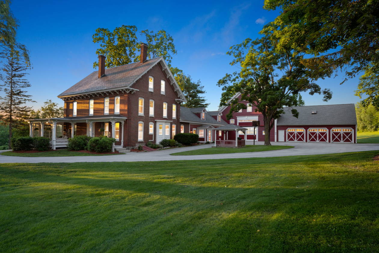 Horse Farms For Sale in NH, Horse Properties For Sale in New Hampshire