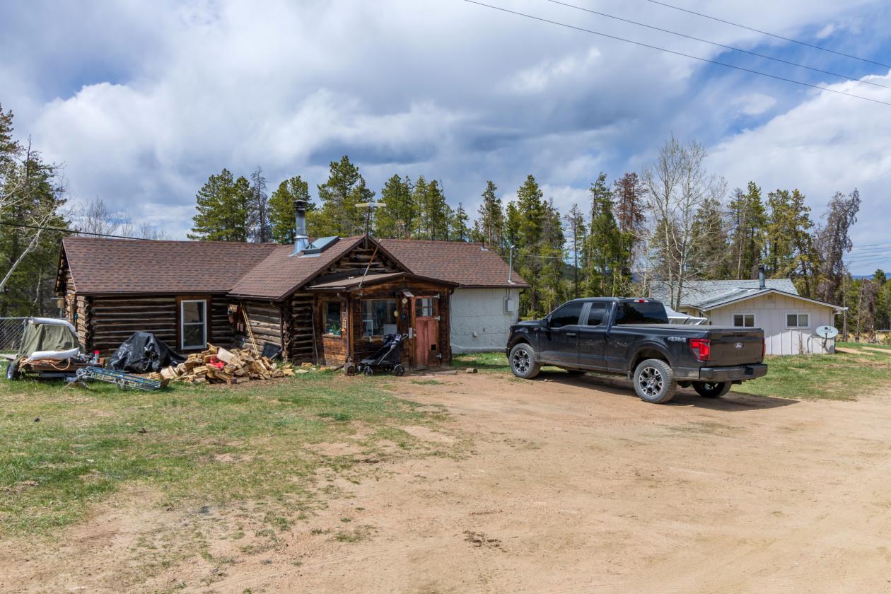 7.8 acres with 4 rentals - photo 21