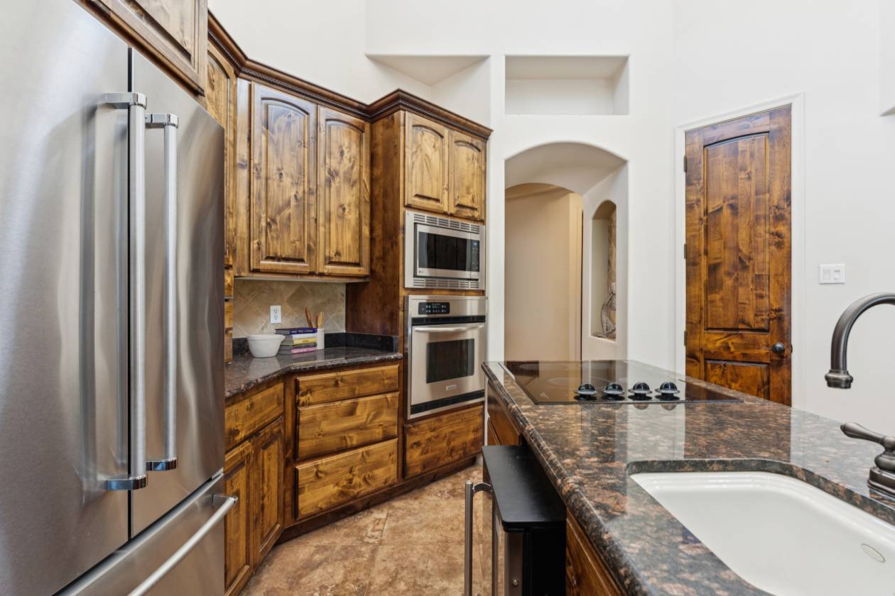 Exceptional Horse Ranch and Custom Home! - photo 14