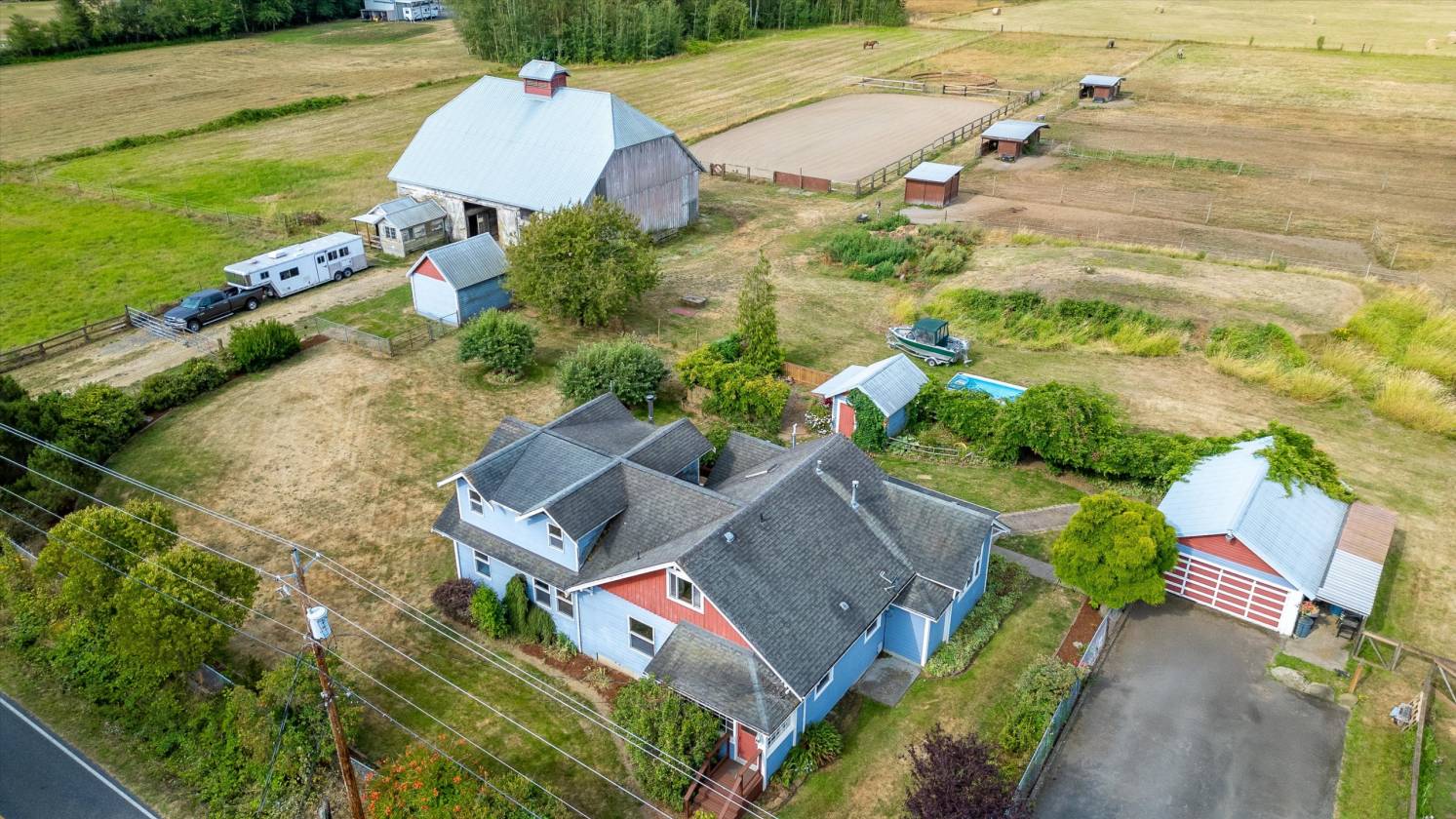 Horse Property for sale.