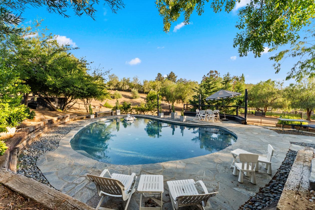 Beautiful 8.02-acre equestrian property - photo 16